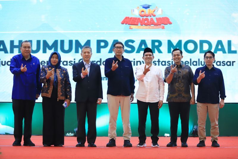 OJK Perkenalkan Investasi Pasar Modal Syariah di USK Banda Aceh