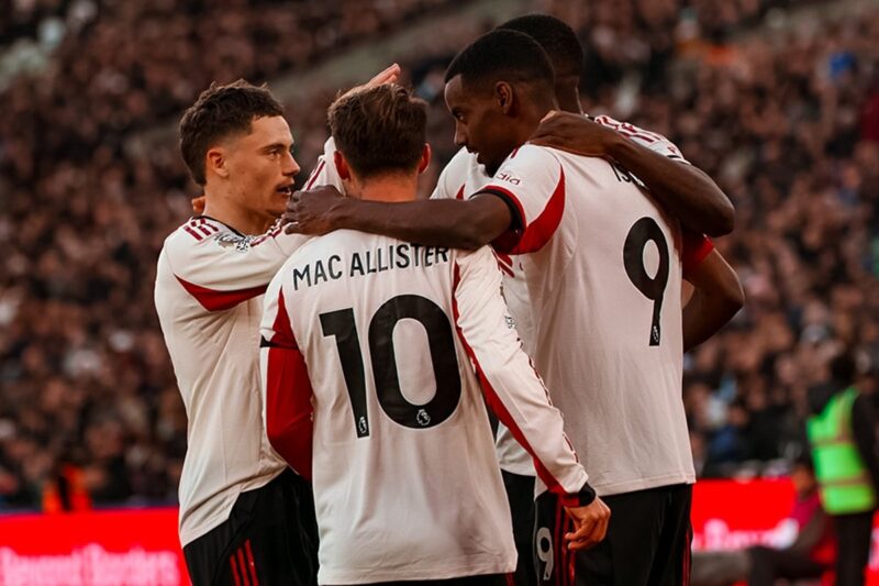 Liverpool Kembali Bangkit, Menang 2-0 atas West Ham United